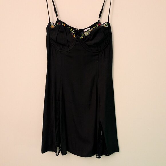 Princess Polly Black Mini Dress with Floral Accents - Picture 5 of 11